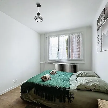 Spacieux A 15 Minutes De La Gare Apartment