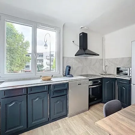 Spacieux A 15 Minutes De La Gare Apartment *